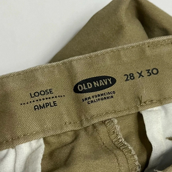 Old Navy • Loose Khaki Mens Pants - Picture 4 of 4